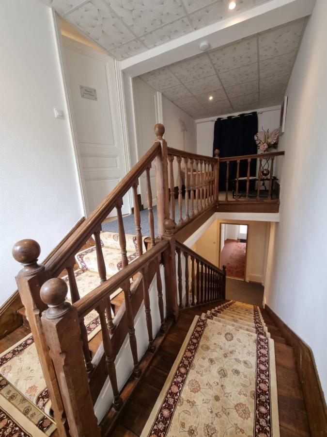 Le Manoir- Cluny Bed & Breakfast Luaran gambar
