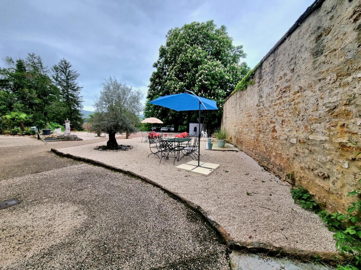 Le Manoir- Cluny Bed & Breakfast Luaran gambar