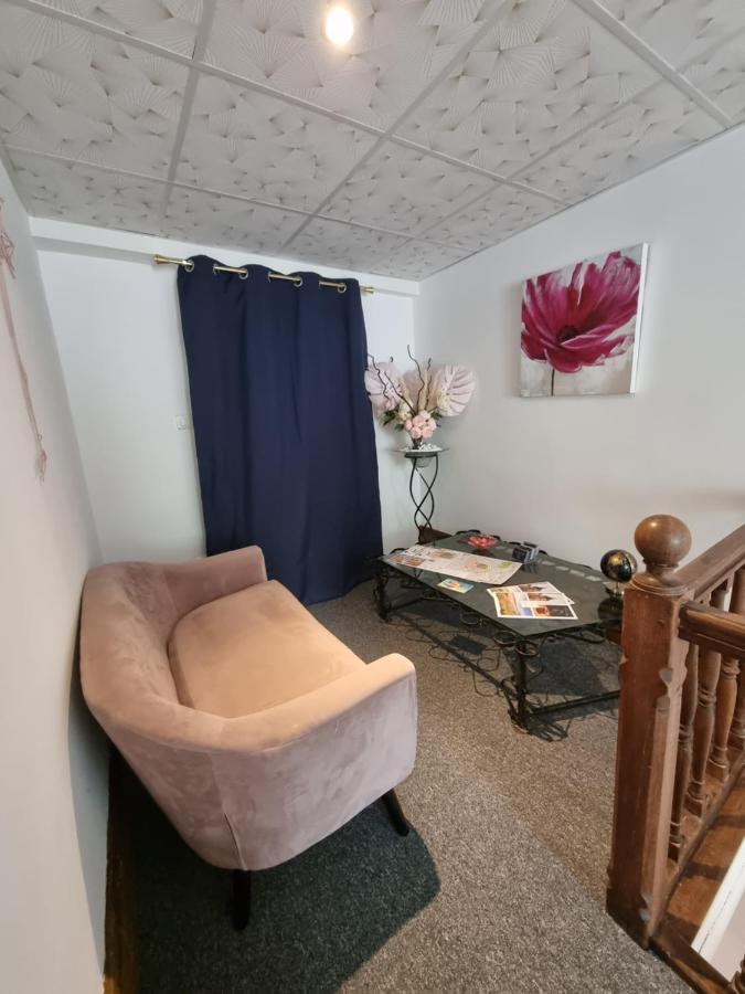 Le Manoir- Cluny Bed & Breakfast Luaran gambar