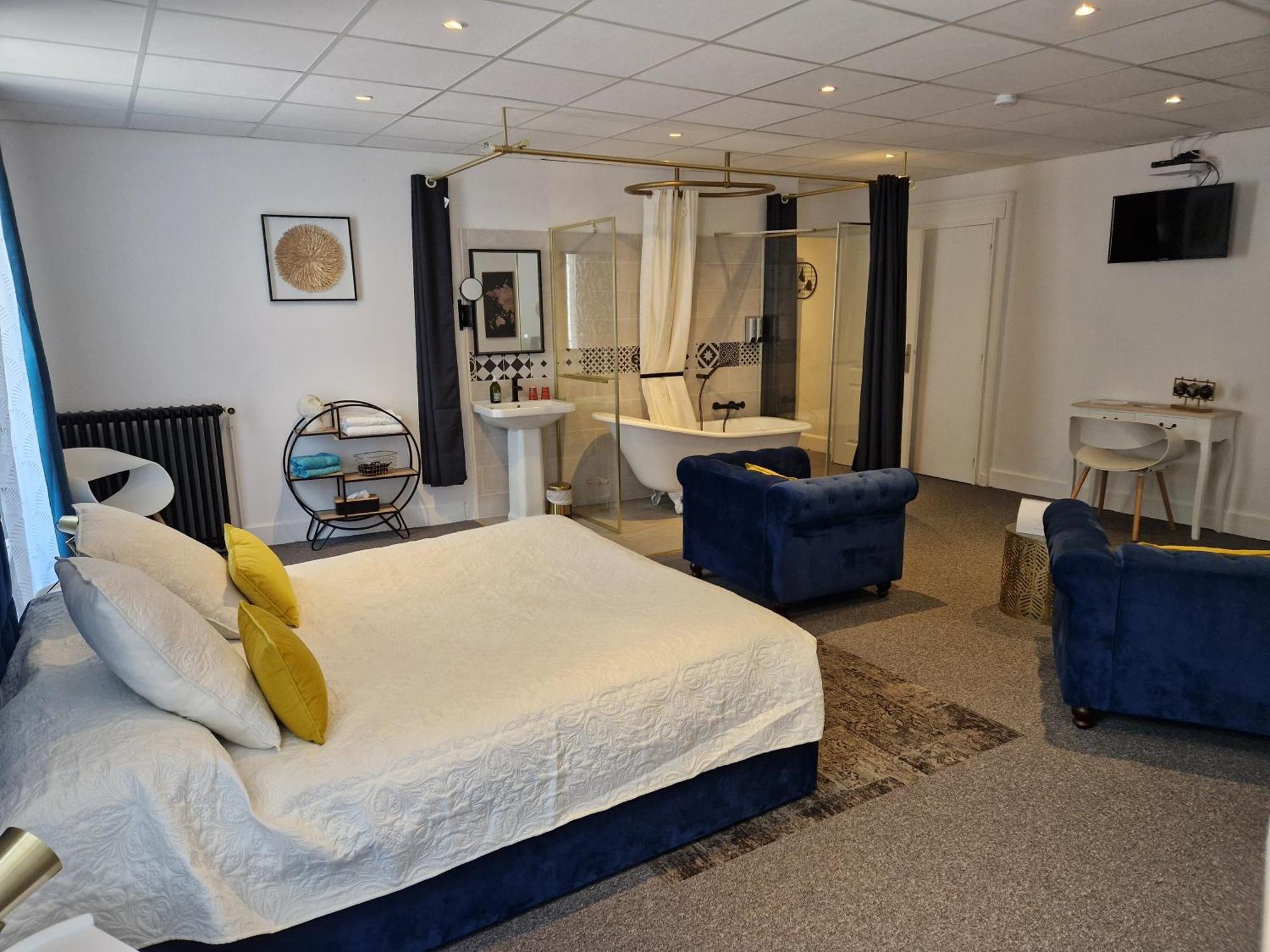 Le Manoir- Cluny Bed & Breakfast Luaran gambar
